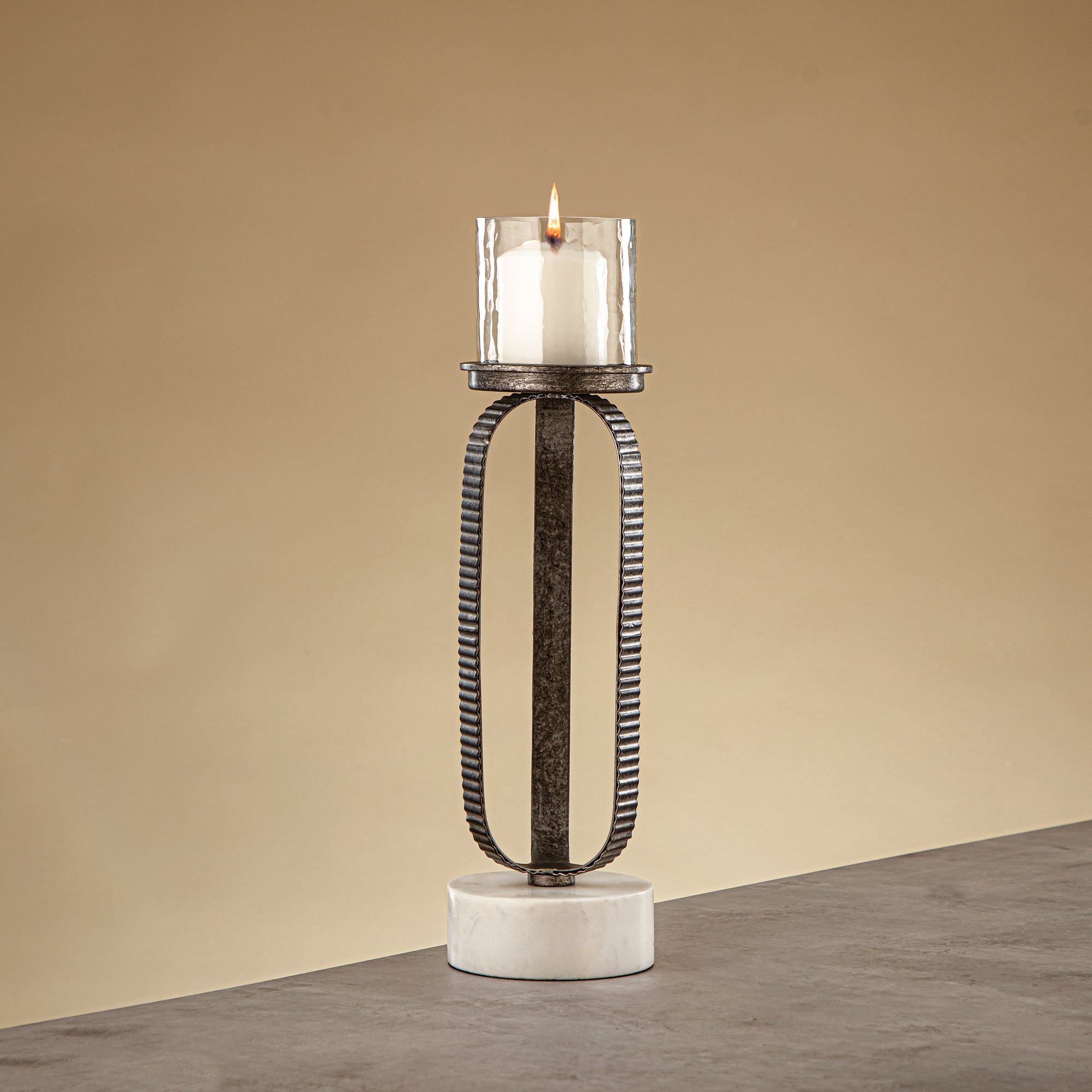 حامل شموع المرجان العمودي 39 سم فضي ريفي