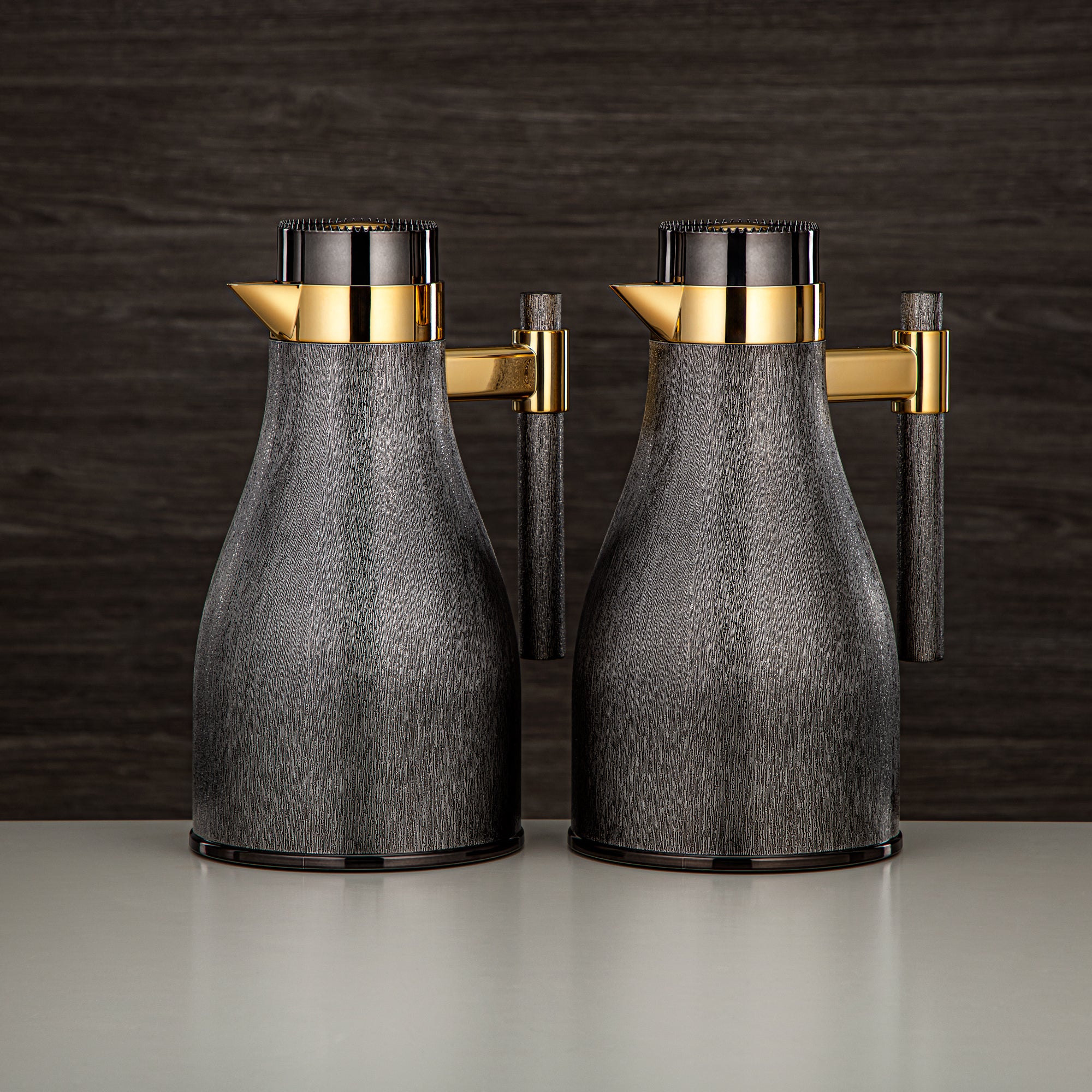 Almarjan Vacuum Flask Set ABS Push Button 1L + 1L Gun Black & Gold (GOK-NBK-NBK-G) - Elegant Serving