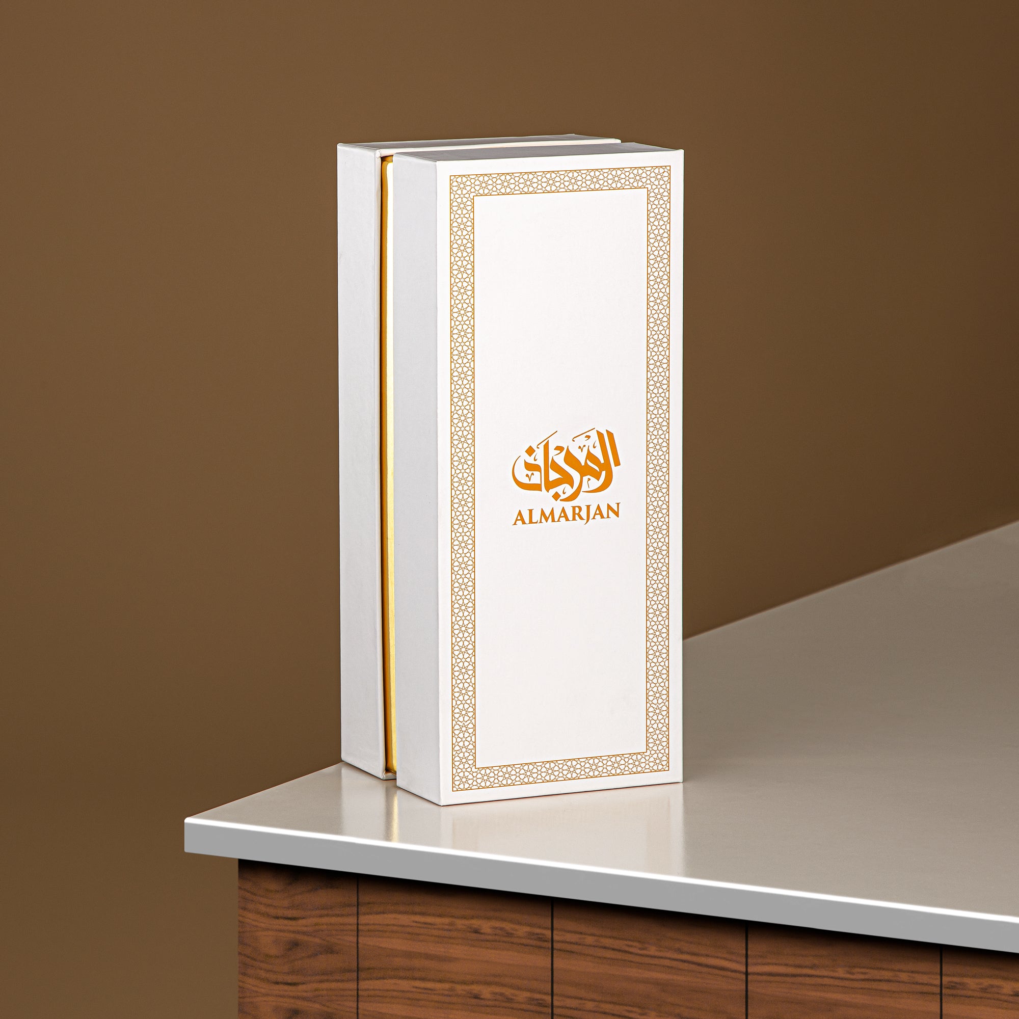 زجاجة عطر المرجان 200 مل (VR-D23-4-Golden) - زجاج بمقبض بجعة | مجموعة البجعة