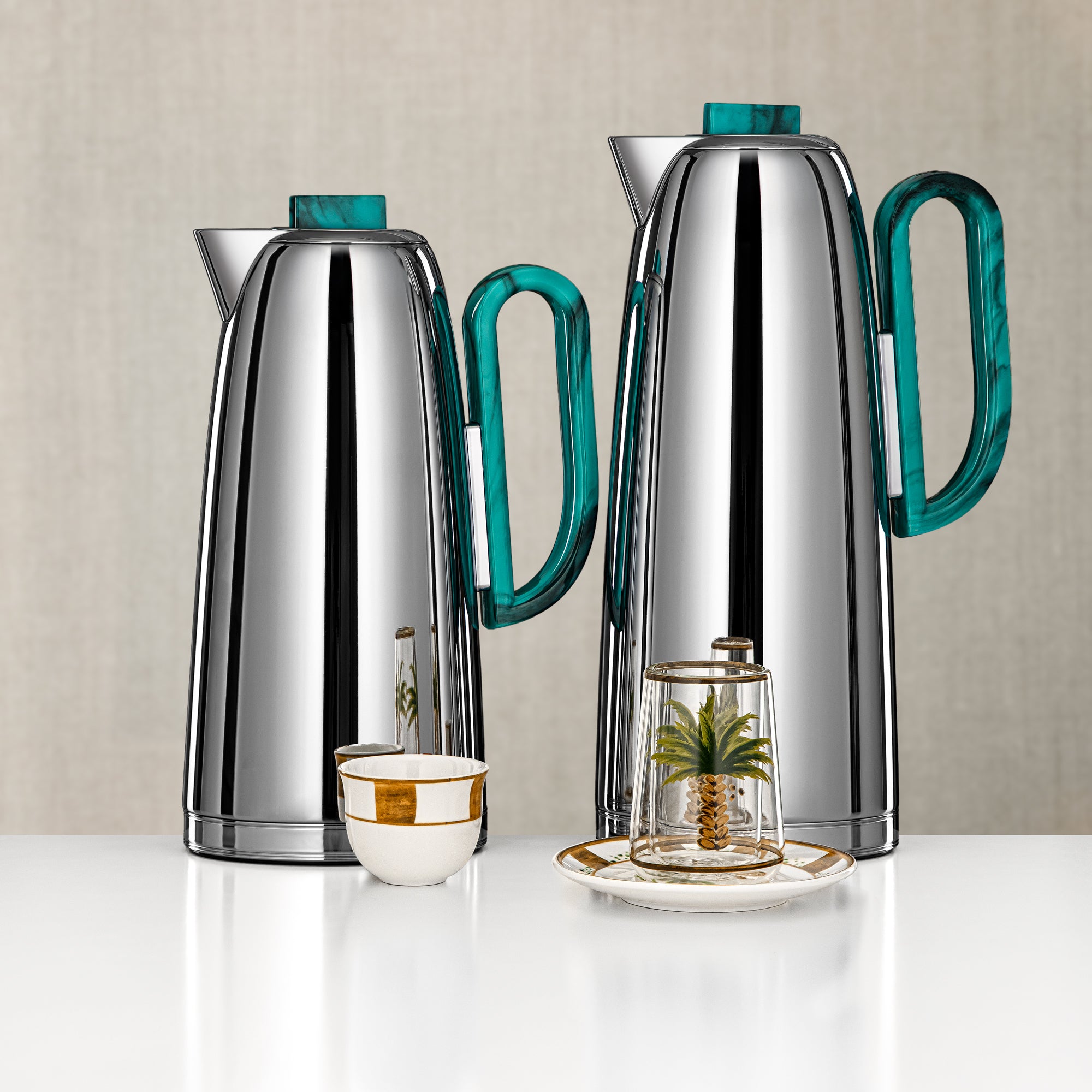 طقم تيرمس وشاي المرجان، 20 قطعة، فضي مع لمسات فيروزيّة