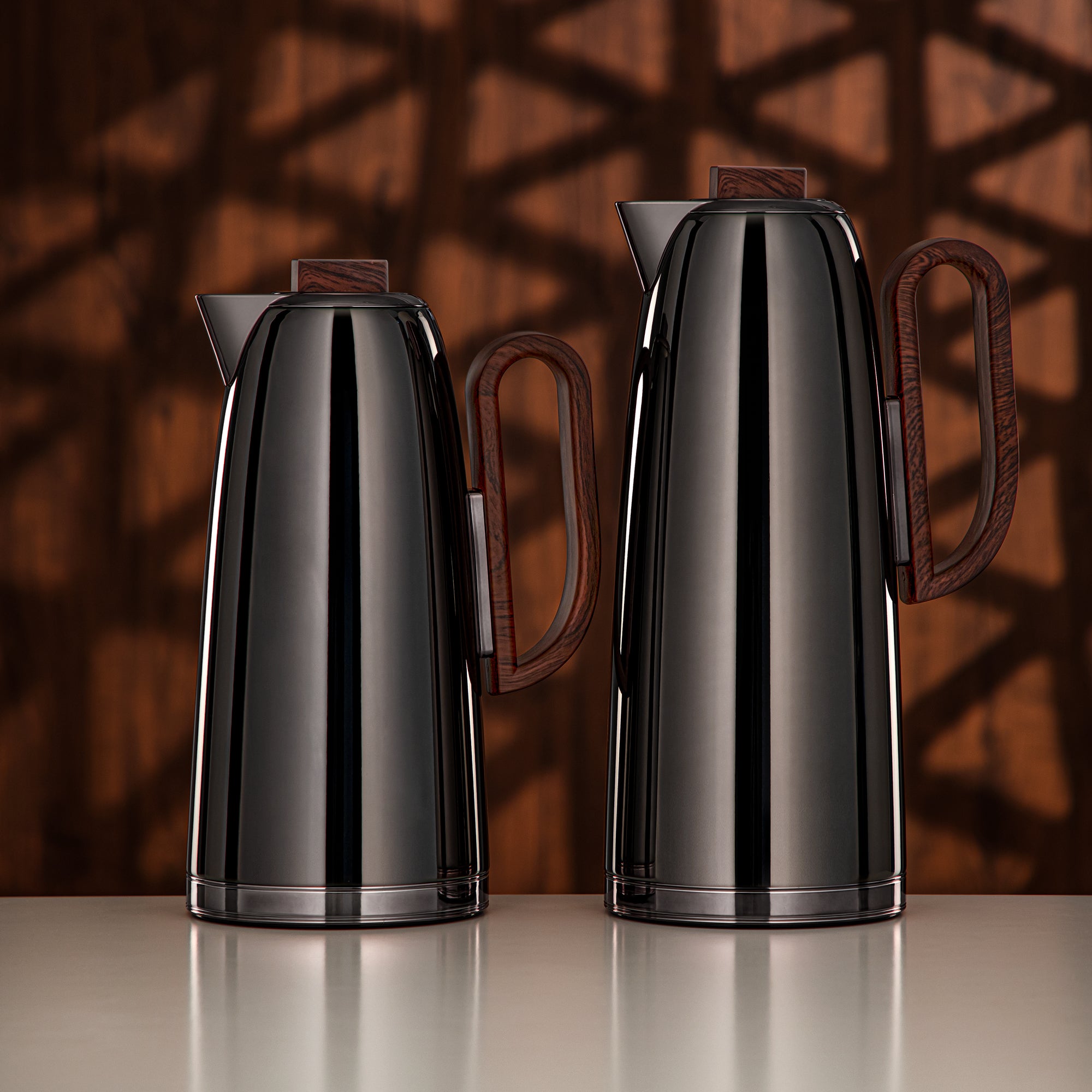 Almarjan Vacuum Flask Set 0.7L & 1L Gun Black & Dark Wood