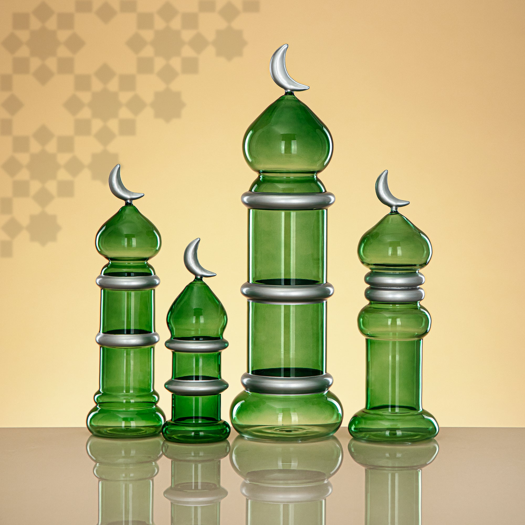 Almarjan Minaret Table Decoration 34cm x 10cm Transparent Green with Silver Lines & Crescent Moon – Noor Al Layali
