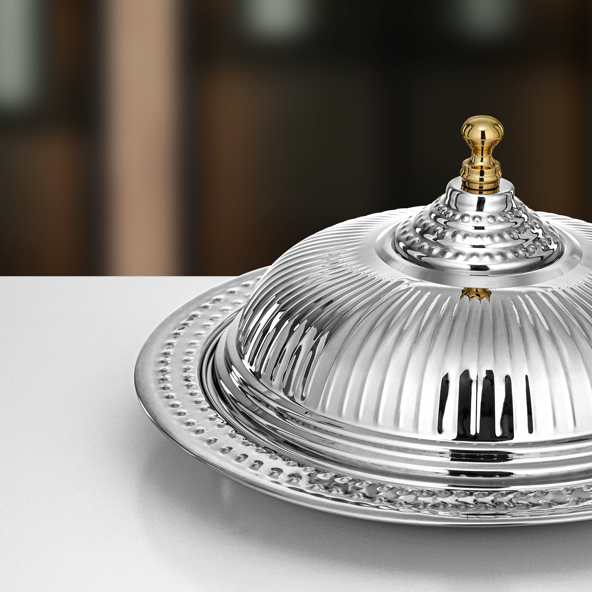 Almarjan Diwan Tray with Cover 40cm Silver