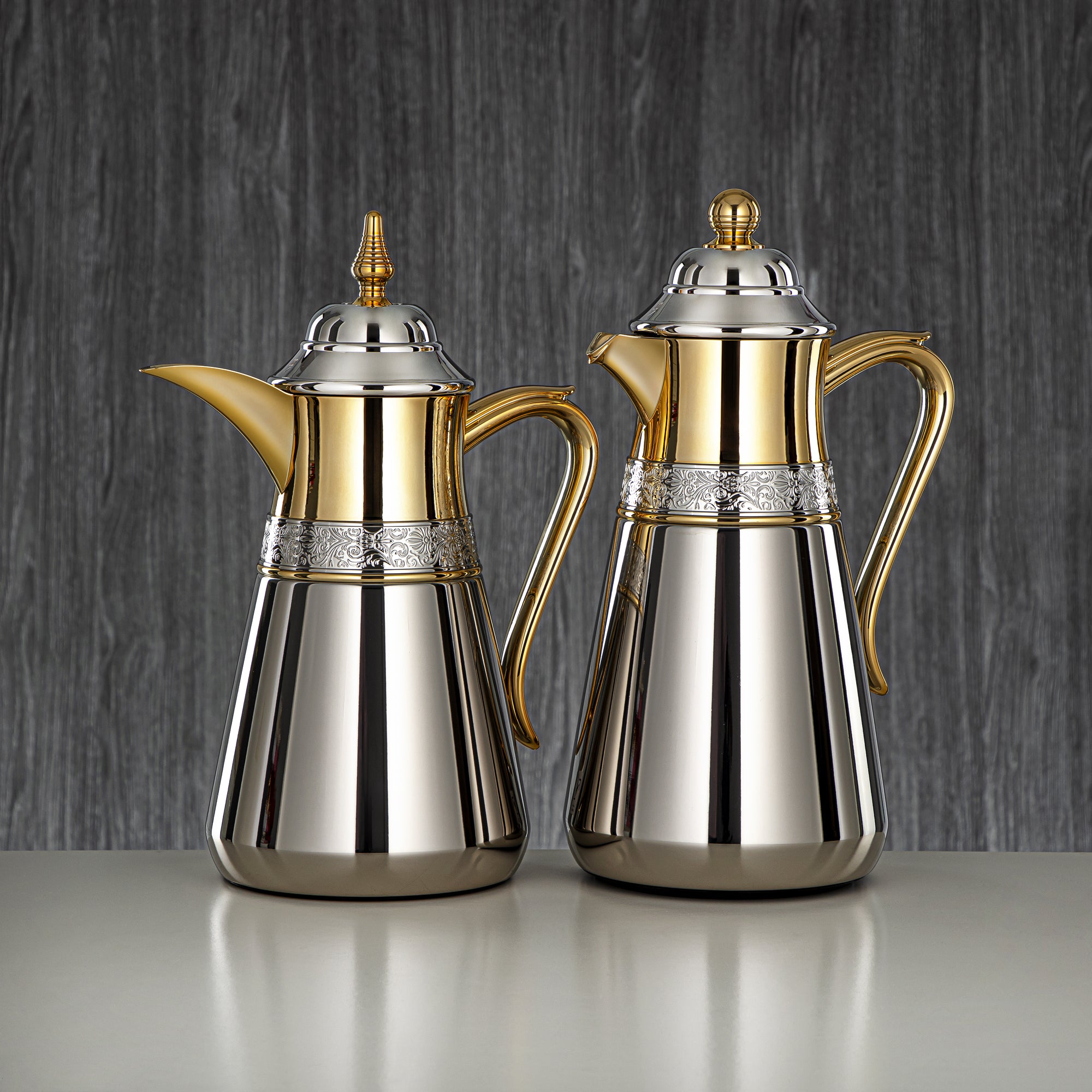 Almarjan Vacuum Flask Set, 0.7L + 1L, Silver & Gold (UMC-A0700/B1000 E2C95) - Classic & Elegant